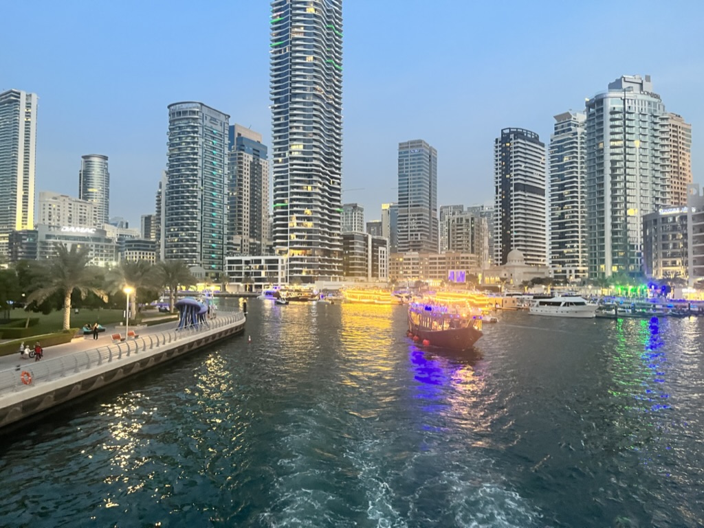 What are the benefits of investing in Dubai property?